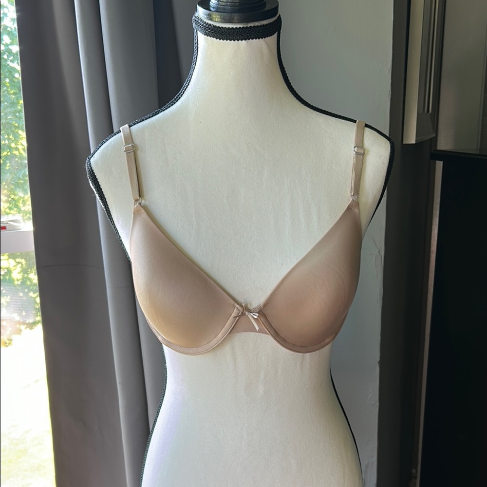 Maidenform Nude Bra with Adjustable Straps